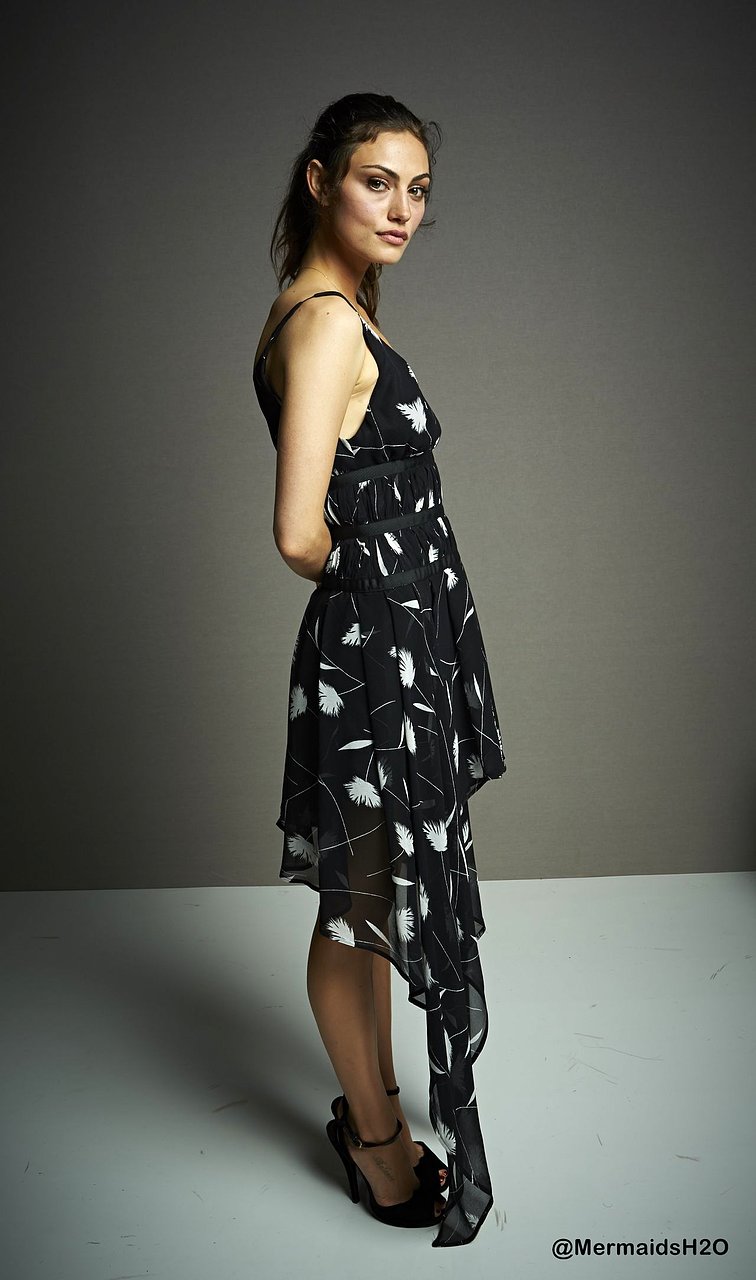 Phoebe Tonkin - 'The Originals' Comic Con 2014
