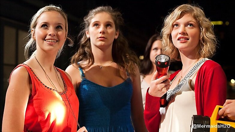 Cariba Heine en Dance Academy 1x02 Week Zero
