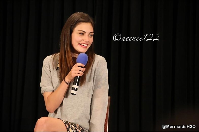 Phoebe Tonkin TVD Dallas convention, Aug 2014