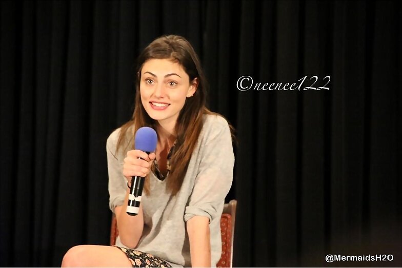 Phoebe Tonkin TVD Dallas convention, Aug 2014