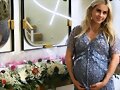 Claire Holt celebrando su baby shower | Feb 2019