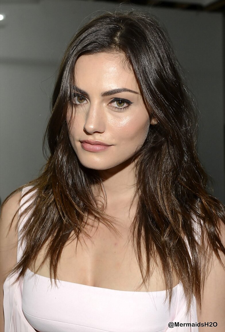 Phoebe Tonkin - Mercedes-Benz Fashion Week 2014