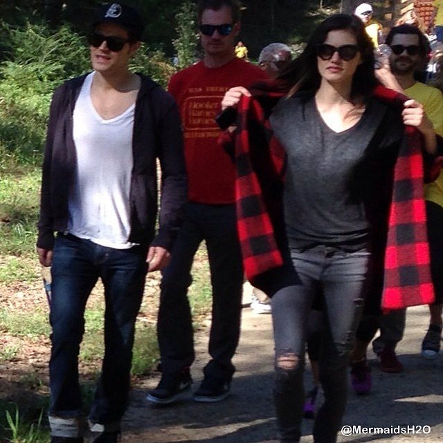 Phoebe Tonkin - Sarah Jones Walkathon, Oct 5, 2014