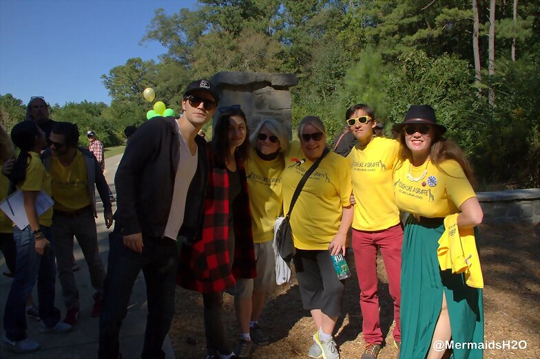 Phoebe Tonkin - Sarah Jones Walkathon, Oct 5, 2014