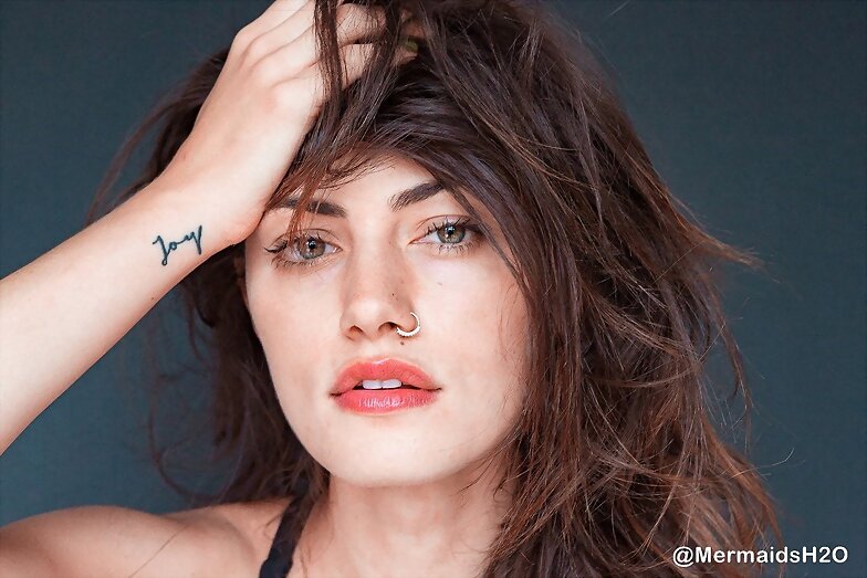 Phoebe Tonkin photoshoot Into The Gloss 2014