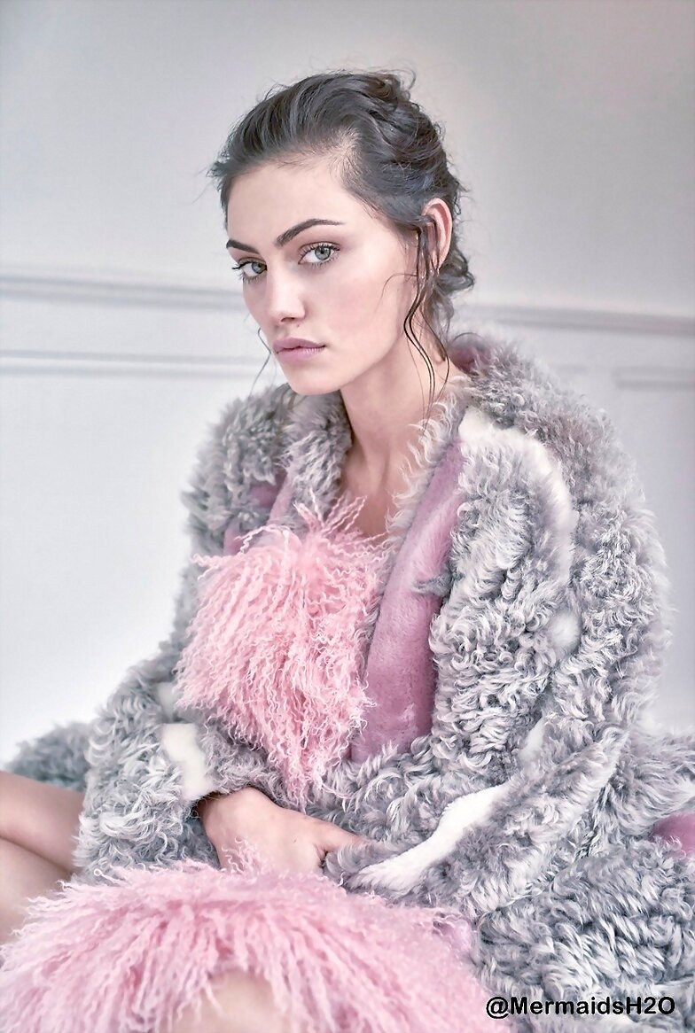 Phoebe Tonkin photoshoot i-D Magazine 2014