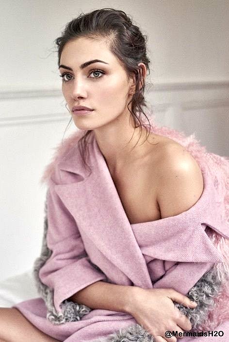 Phoebe Tonkin photoshoot i-D Magazine 2014