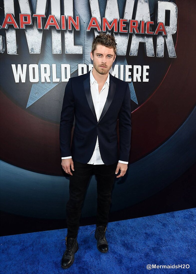 Luke Mitchell - Premiere Captain America | 2016