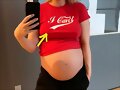 Claire Holt durante su embarazo | Marzo 2019