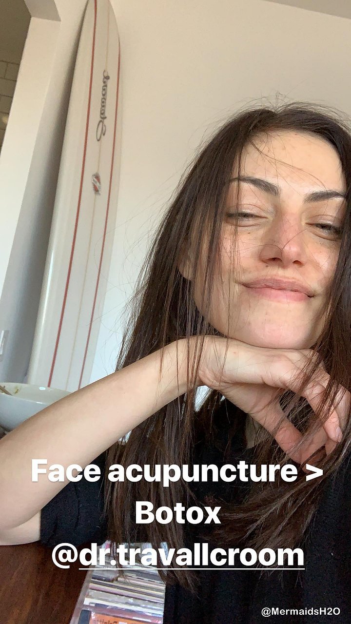 Phoebe Tonkin - Instagram Story Feb 2019