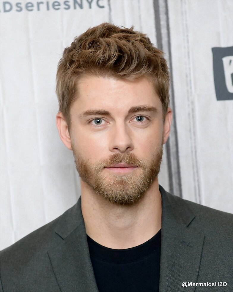 Luke Mitchell - AOL Build Series New York | 2017