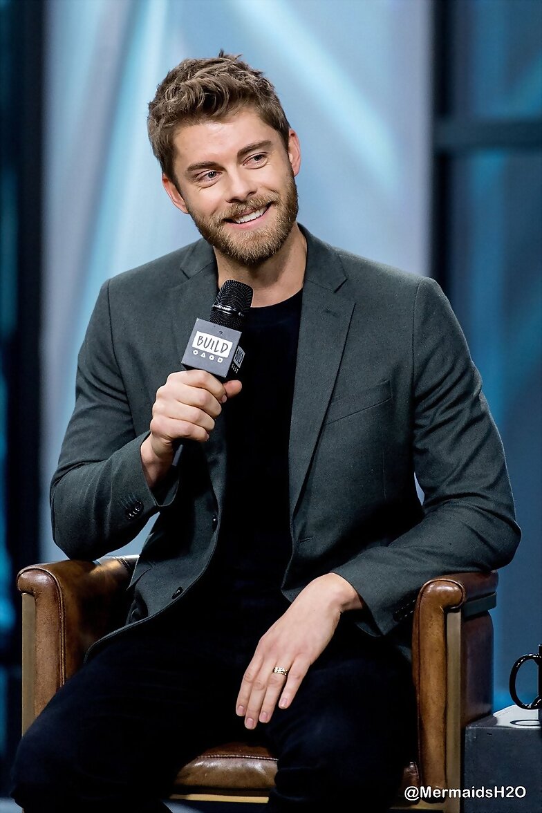 Luke Mitchell - AOL Build Series New York | 2017
