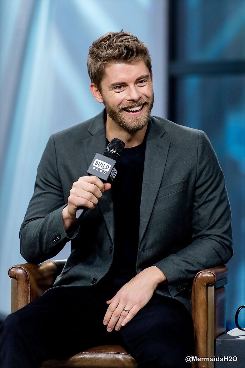 Luke Mitchell - AOL Build Series New York | 2017