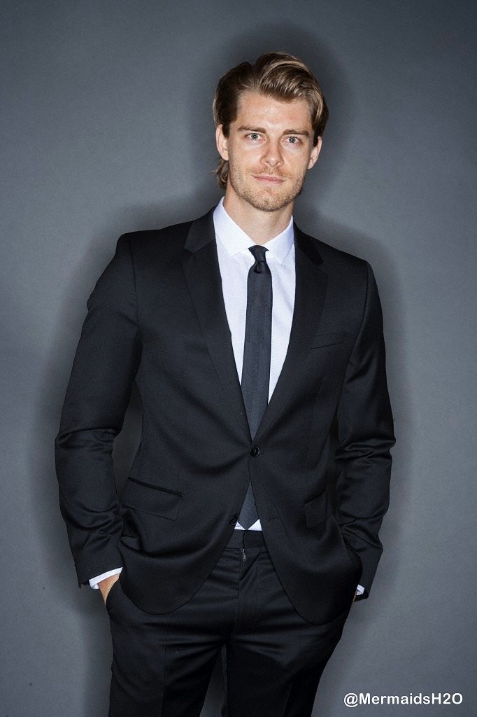 Luke Mitchell photoshoot 2014