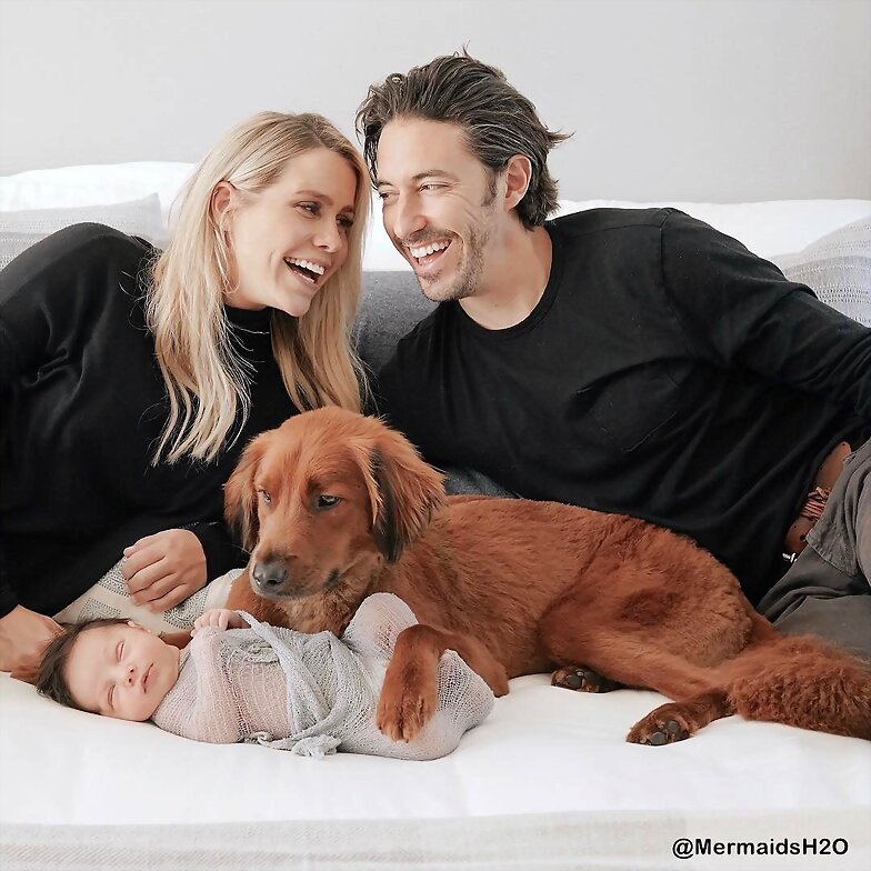 Claire Holt & Andrew Joblon con su hijo James