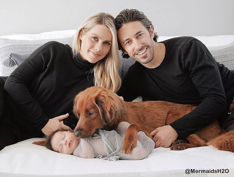 Claire Holt & Andrew Joblon con su hijo James
