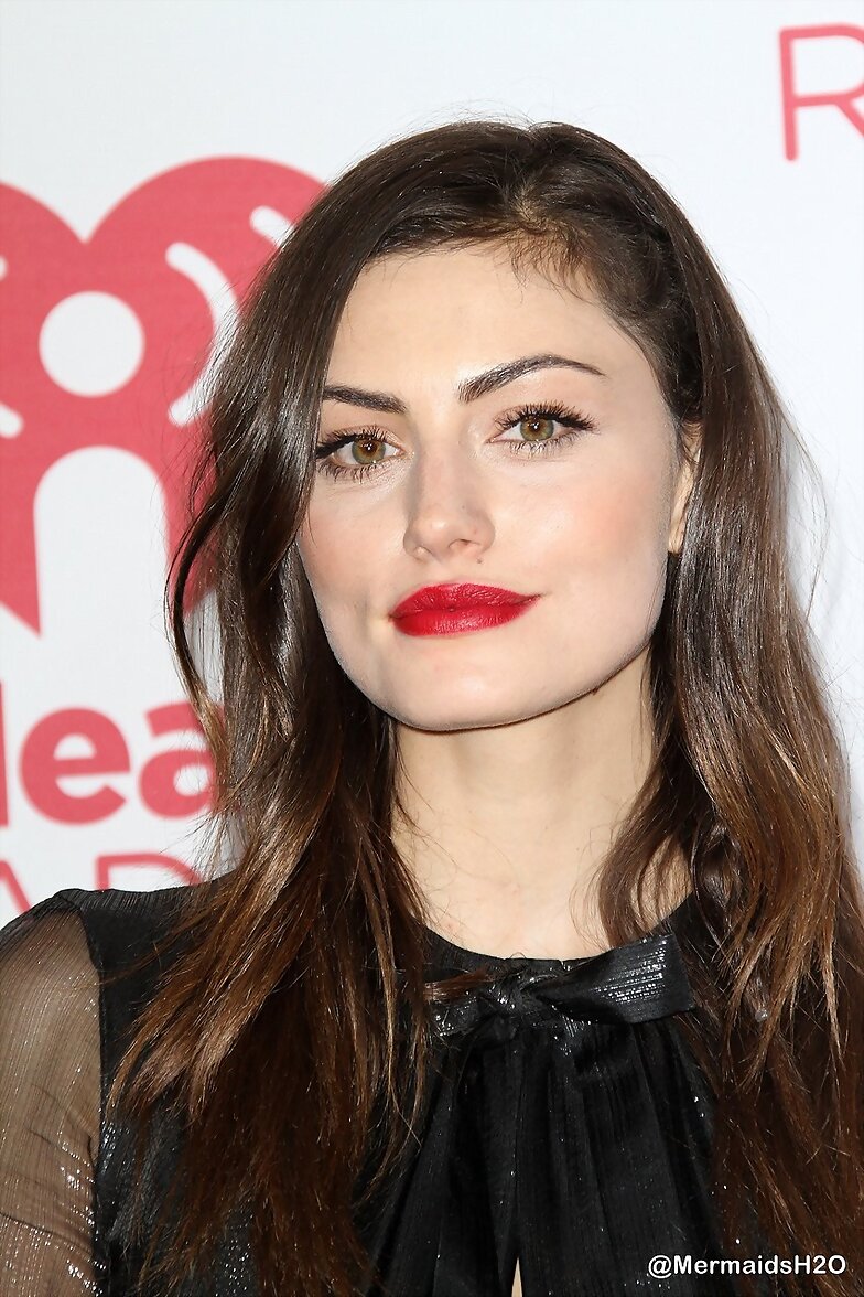 Phoebe Tonkin - iHeart Radio Music Festival 2014