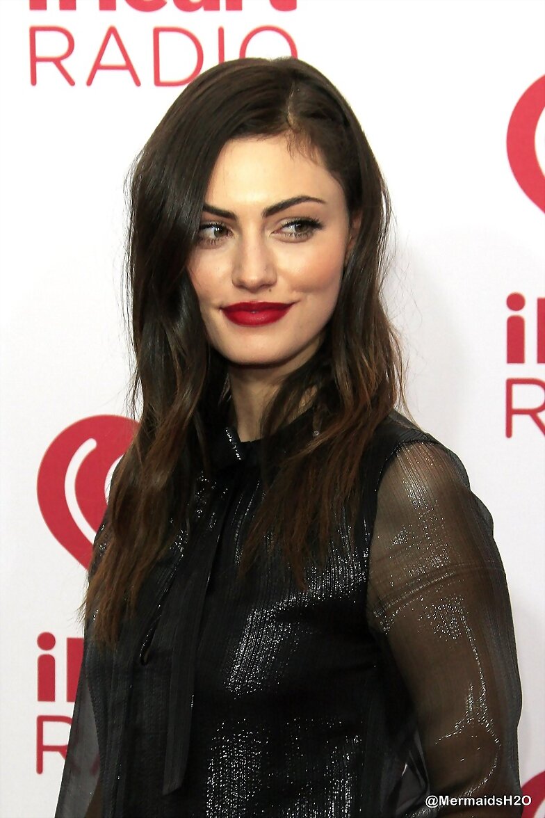 Phoebe Tonkin - iHeart Radio Music Festival 2014