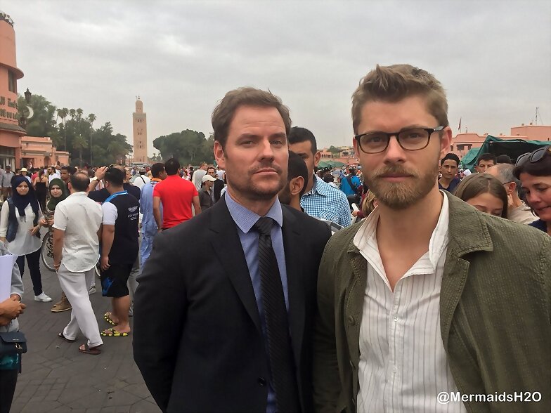 Luke Mitchell en el set de Blindspot S3
