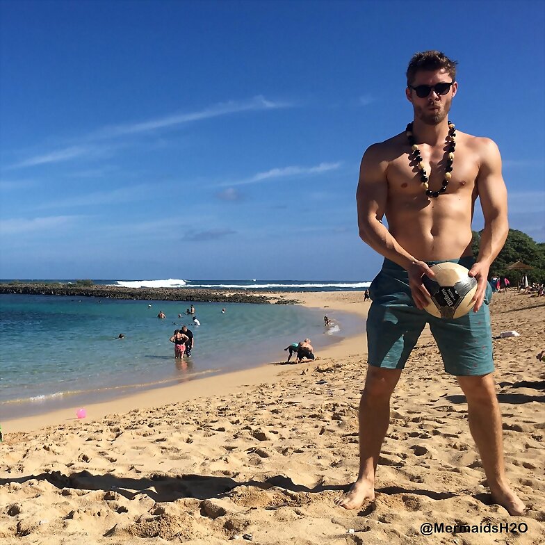 Luke Mitchell | Hawaii 2017