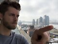 Luke Mitchell en el set de Blindspot S3