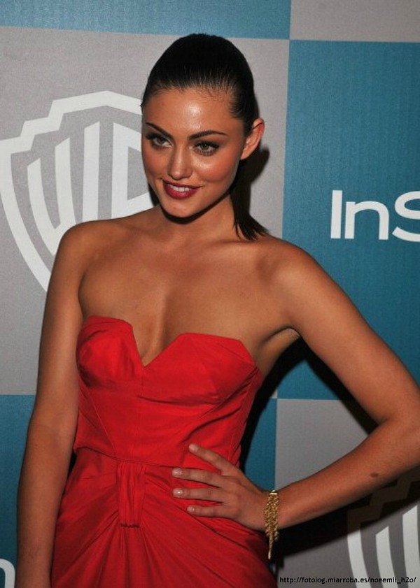 Phoebe Tonkin - 13th Annual Warner Bros