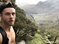 Luke Mitchell grabando Blindspot S3 en Cape Town