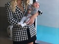 Claire Holt con su hijo James Holt Joblon