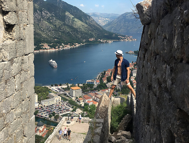 Luke Mitchell en Montenegro 2018