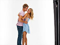 Luke Mitchell photoshoot con Samara Weaving