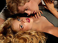 Luke Mitchell photoshoot con Samara Weaving