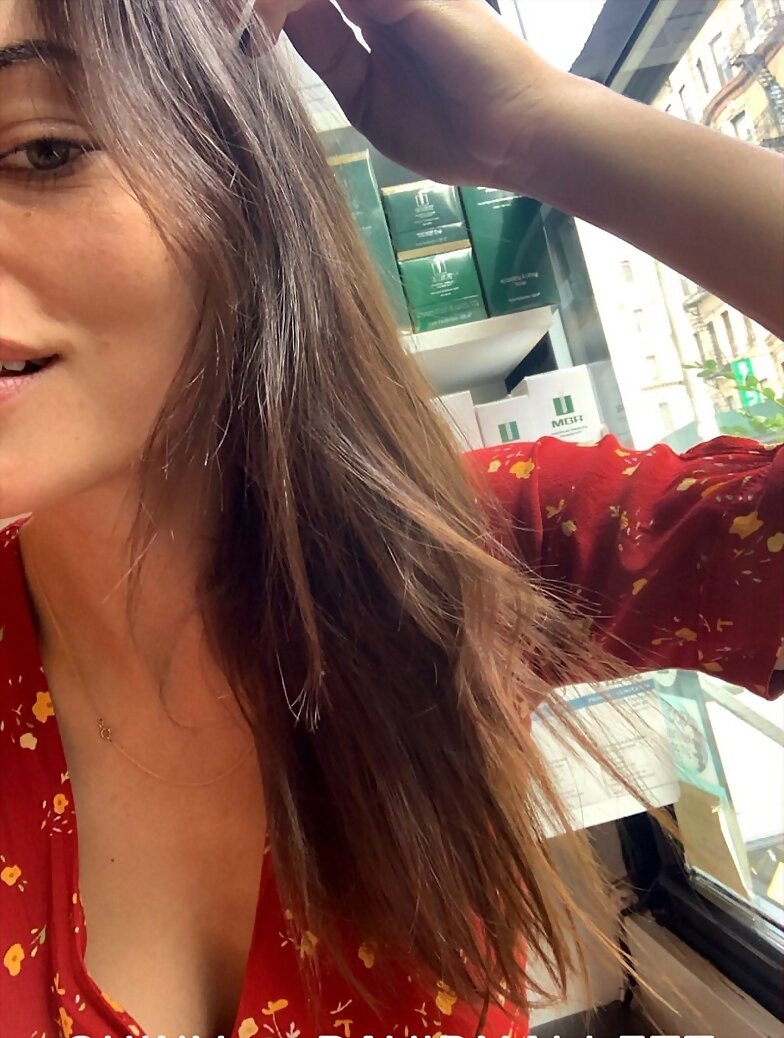 Phoebe Tonkin | July 2019