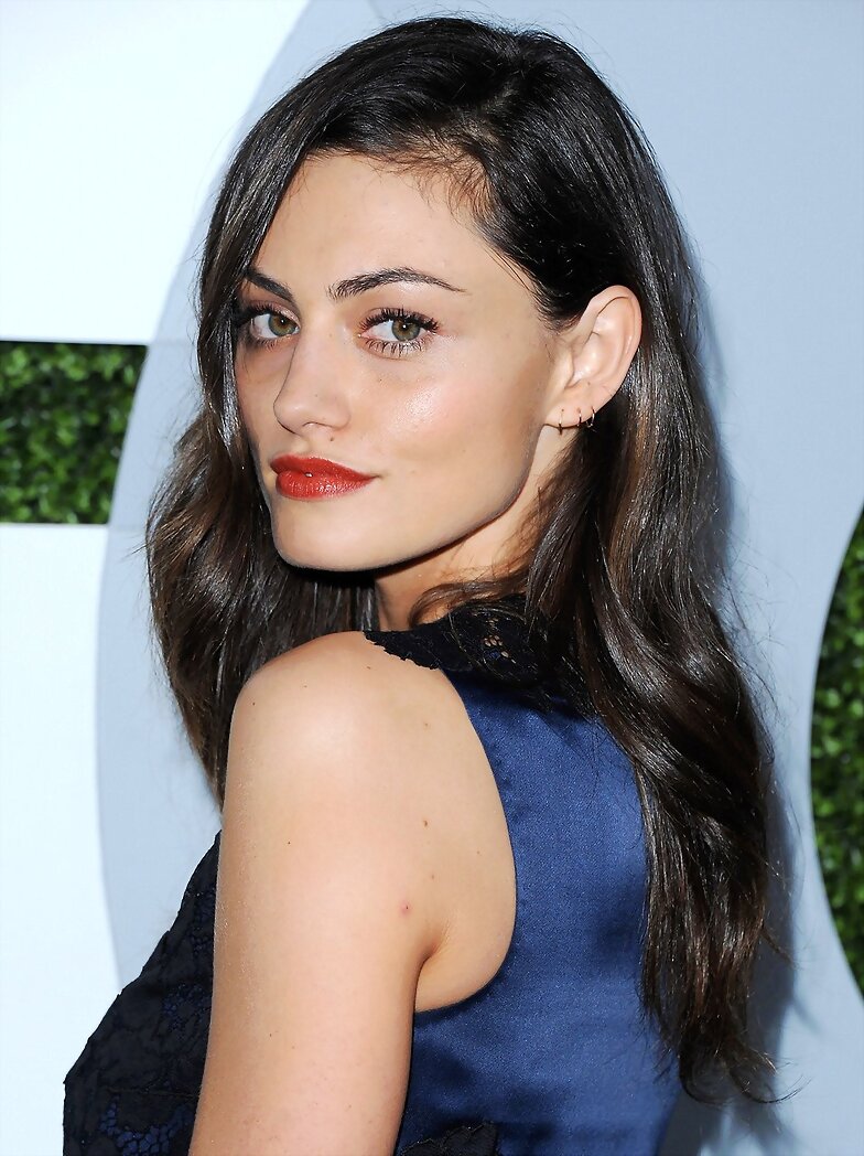 Phoebe Tonkin - GQ Men Of The Year party 2014