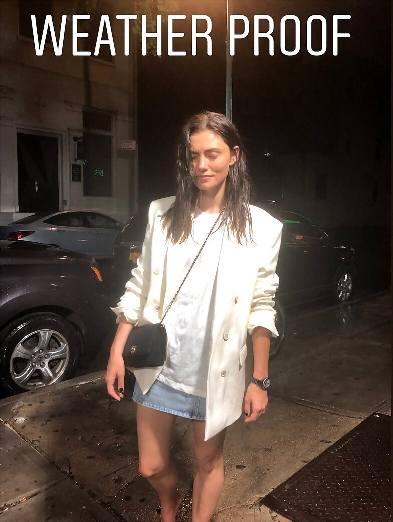 Phoebe Tonkin | July 2019