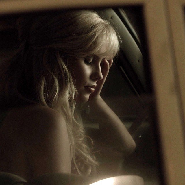 Claire Holt en la serie Aquarius (2015)