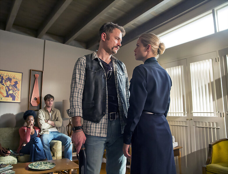 Claire Holt en la serie Aquarius (2015)