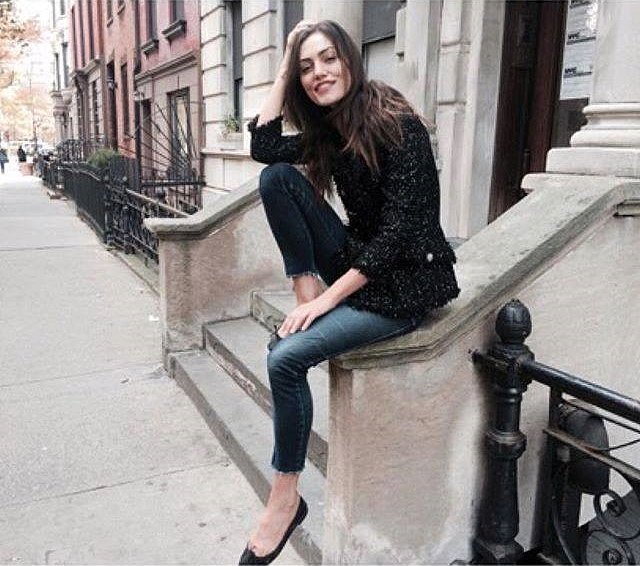 Phoebe Tonkin para Christopher Ferguson 2014