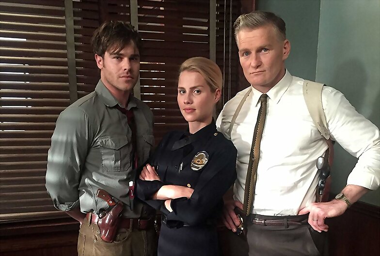 Claire Holt bts season 2 en la serie Aquarius