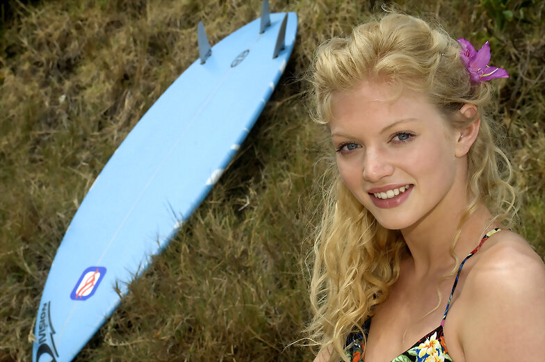 Cariba Heine en la serie Blue Water High 3