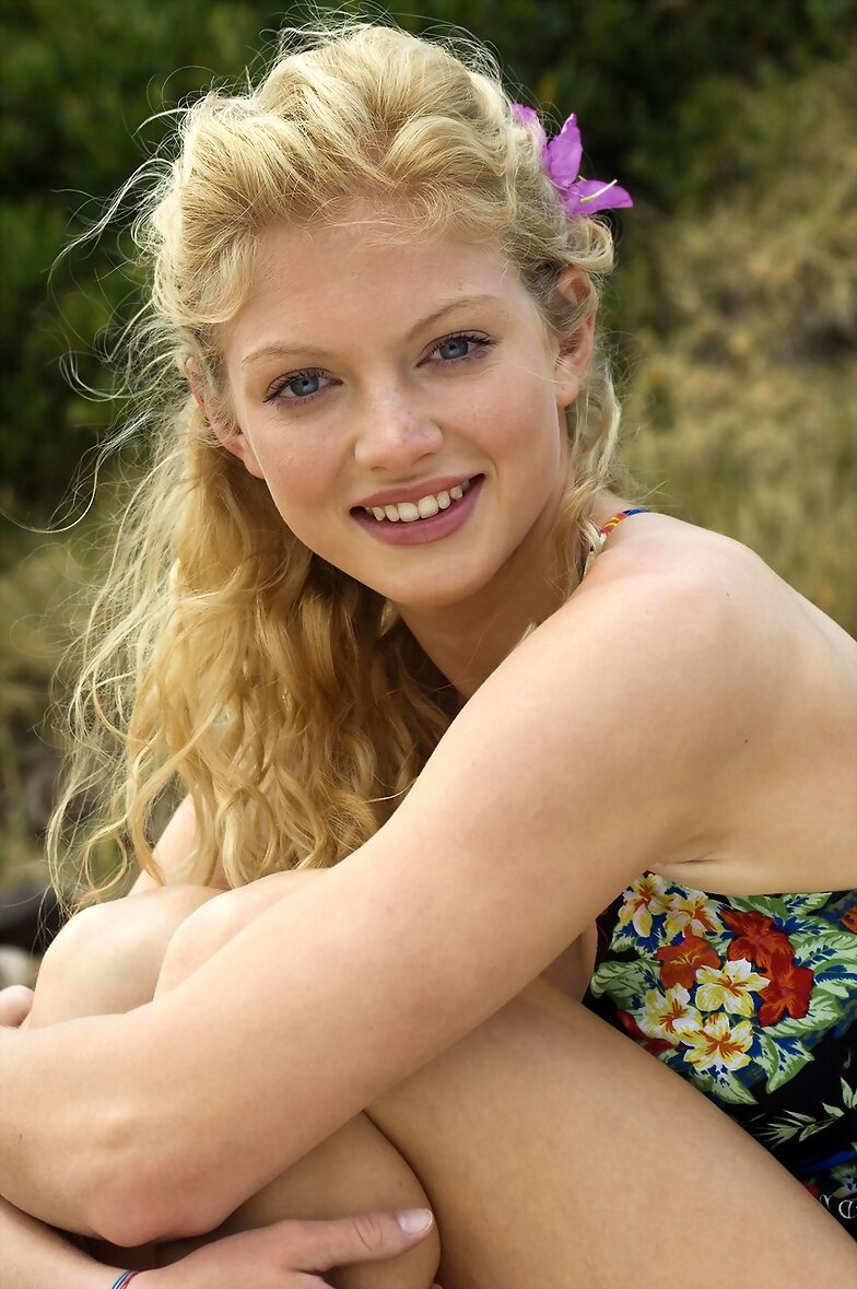 Cariba Heine en la serie Blue Water High 3