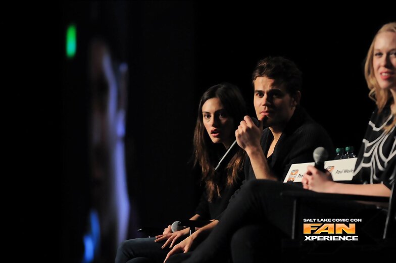 Phoebe Tonkin - Salt Lake Comic Con Fan Xperience
