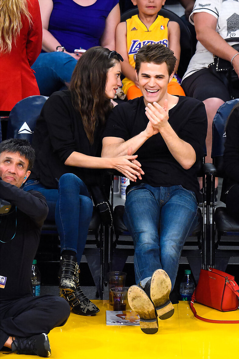 Phoebe Tonkin & Paul Wesley - LA Lakers game 2015