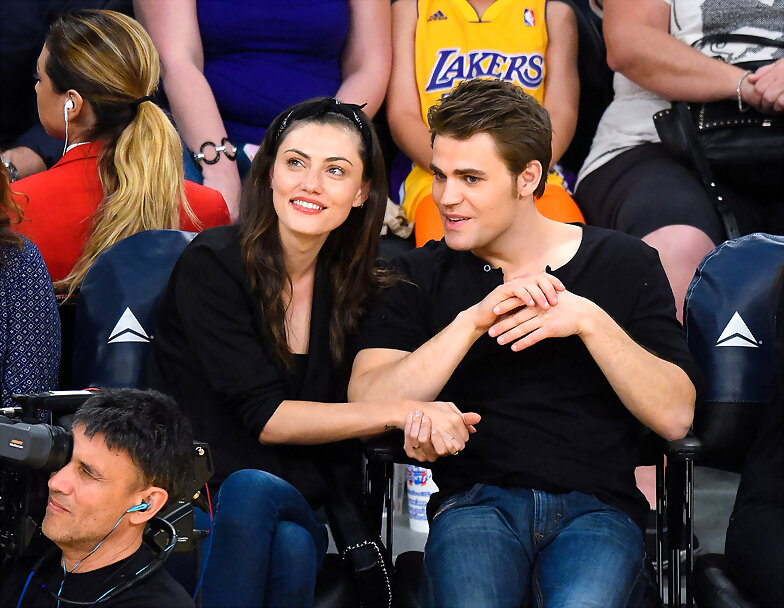 Phoebe Tonkin & Paul Wesley - LA Lakers game 2015