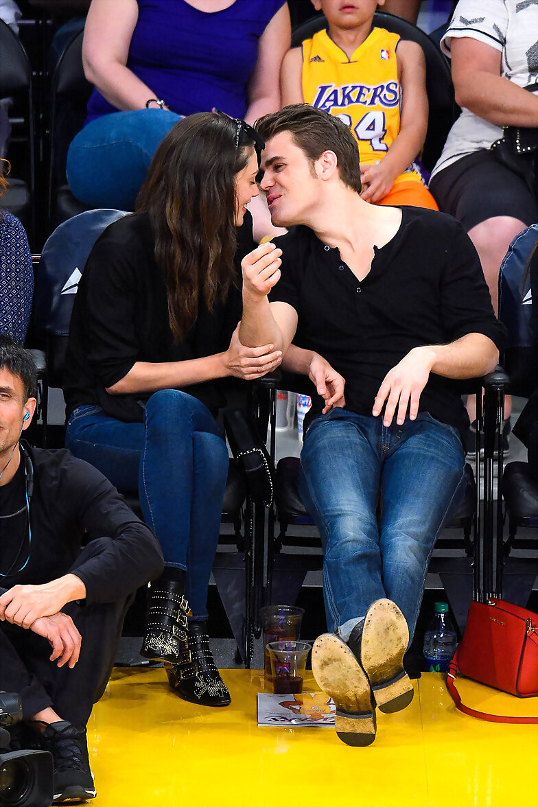 Phoebe Tonkin & Paul Wesley - LA Lakers game 2015
