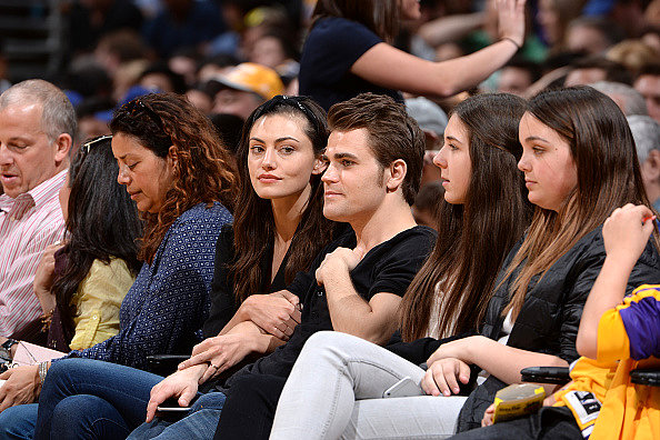 Phoebe Tonkin & Paul Wesley - LA Lakers game 2015