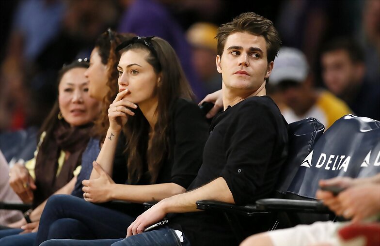 Phoebe Tonkin & Paul Wesley - LA Lakers game 2015