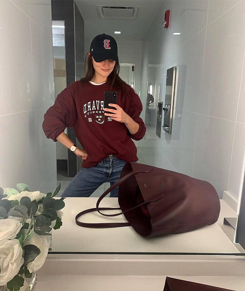 Phoebe Tonkin | Sept 2019