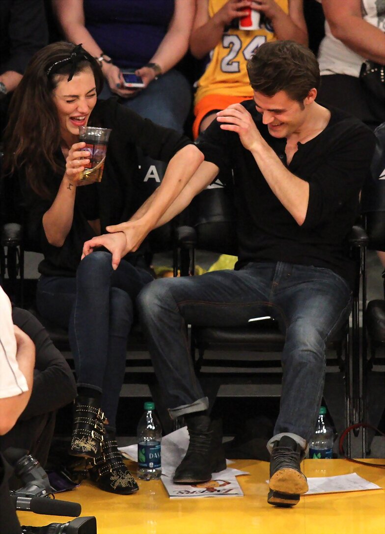Phoebe Tonkin & Paul Wesley - LA Lakers game 2015