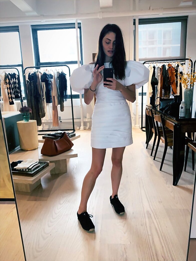 Phoebe Tonkin | Sept 2019