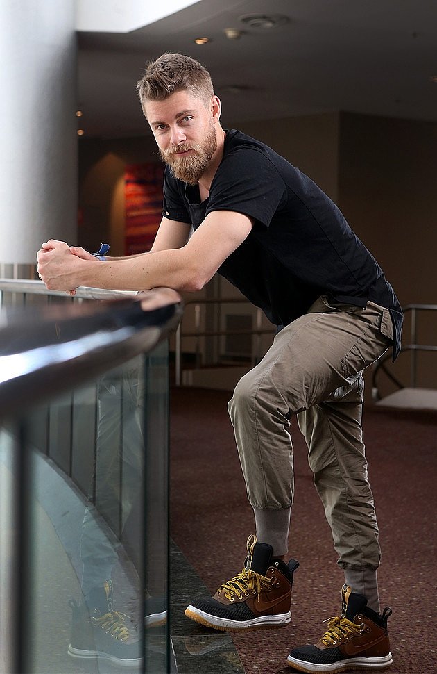 Luke Mitchell photoshoot 2017